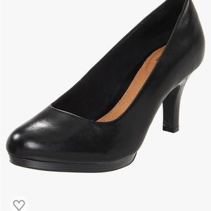 CLARKS Women Size 9M Black TEMPT APPEAL pump. NEW IN BOX